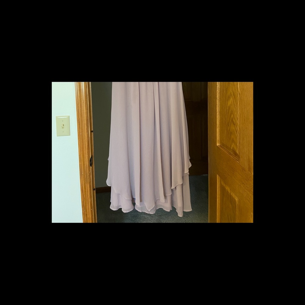 Dress - Picture 5 of 5